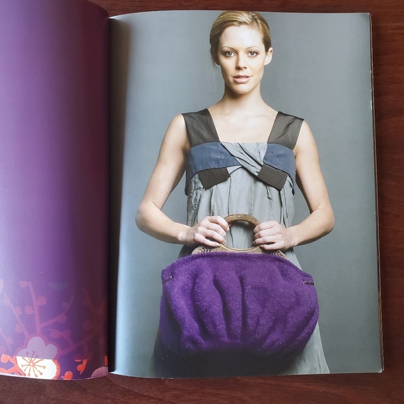 Ella Rae Felted Bags Pattern Book 2 - Picture 3 of 16